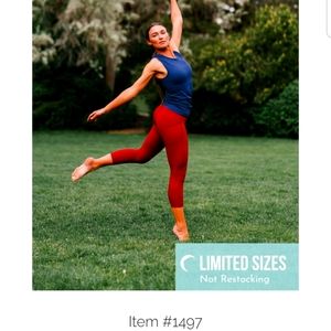 Zyia red pocket brilliant hi rise capris 20" size 12